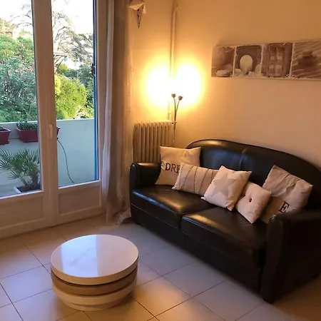 Apartment T3 Cosy, Tout Equipe, Proche Gare Et Metro *